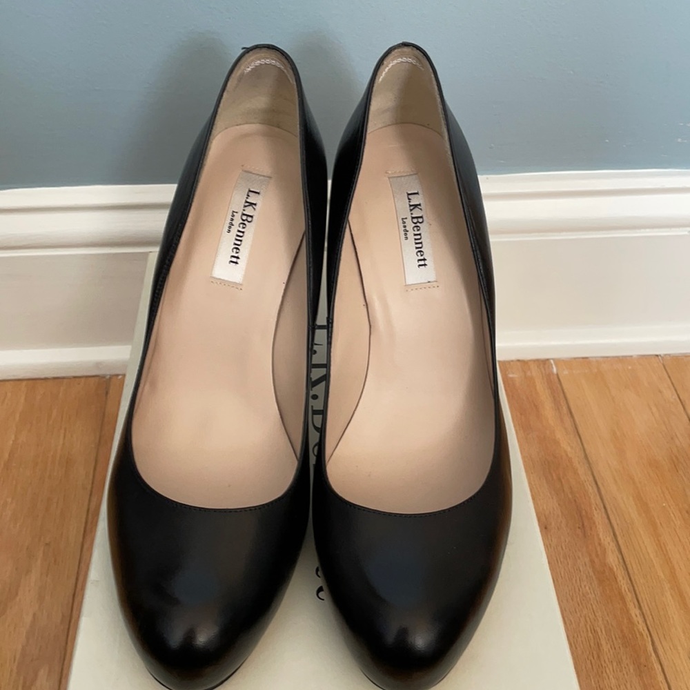 LK Bennett black pumps